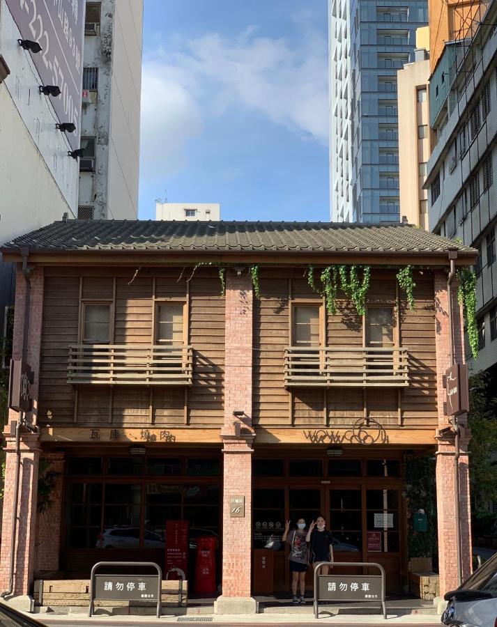 Backpacker 41 Hostel - Taichung Exterior photo