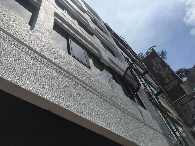 Backpacker 41 Hostel - Taichung Exterior photo